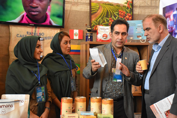 حضور گرم جناب آقای سیدحمید کلانتری معاونت محترم وزارت تعاون، کار و امور اجتماعی در غرفه خانه قهوه تخصصی در نمایشگاه IRAN EXPO 2017